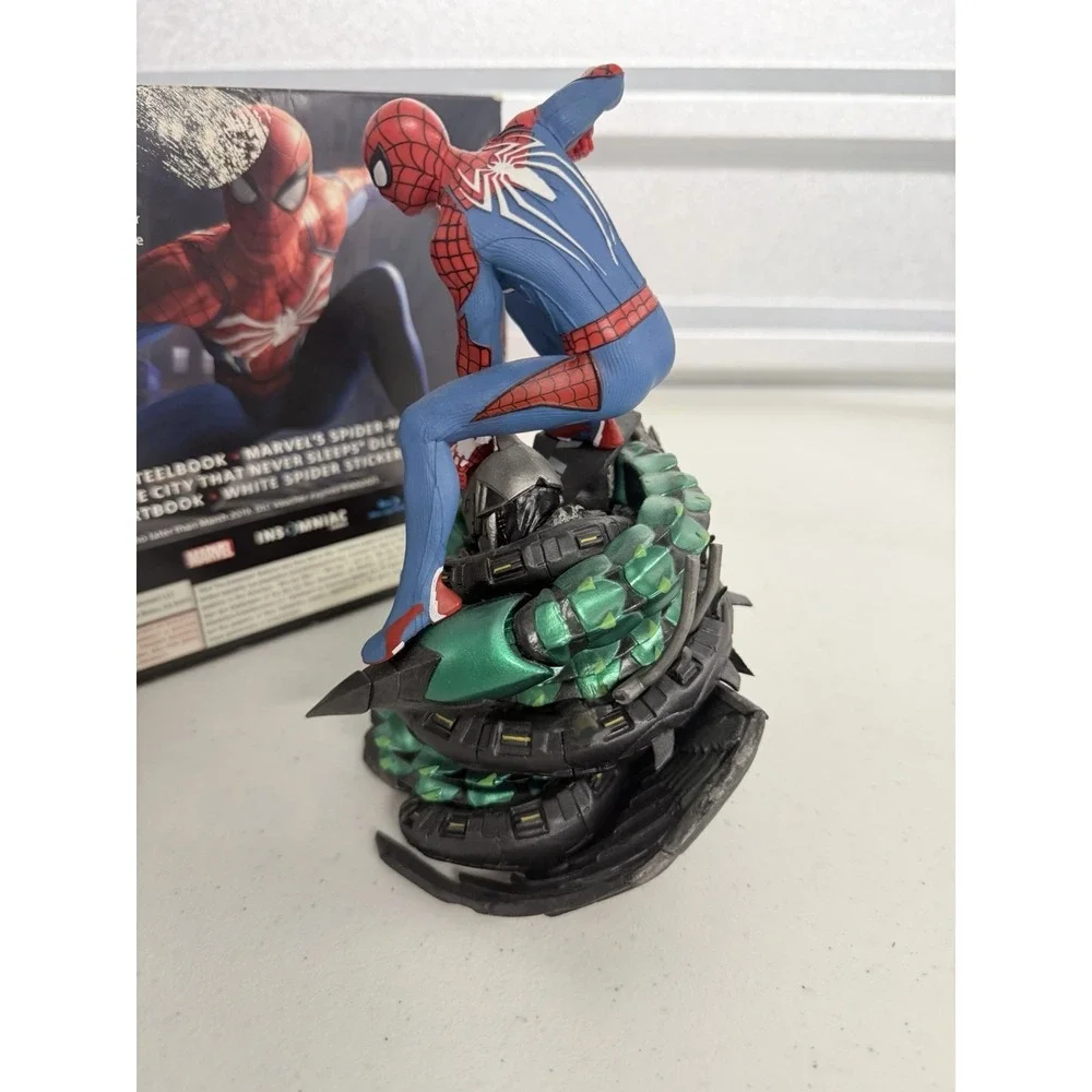 Marvel's Spider-Man PS4 Collector's Edition Spider-Man Statue 2018